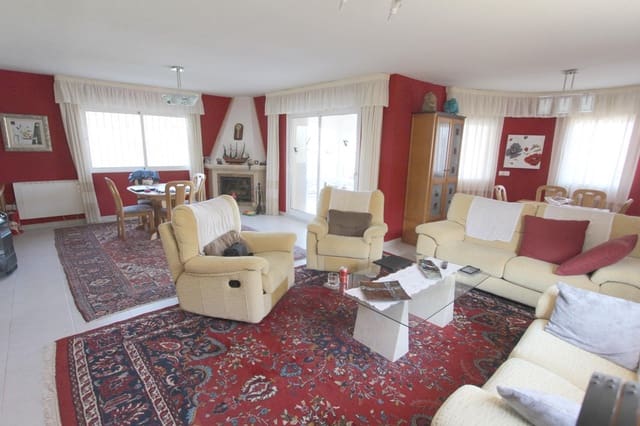 5 makuuhuone Huvila myytävänä paikassa Canuta, Calpe / Calp mukana uima-altaan 
autotalli - 745 000 € (Ref: 9182407)