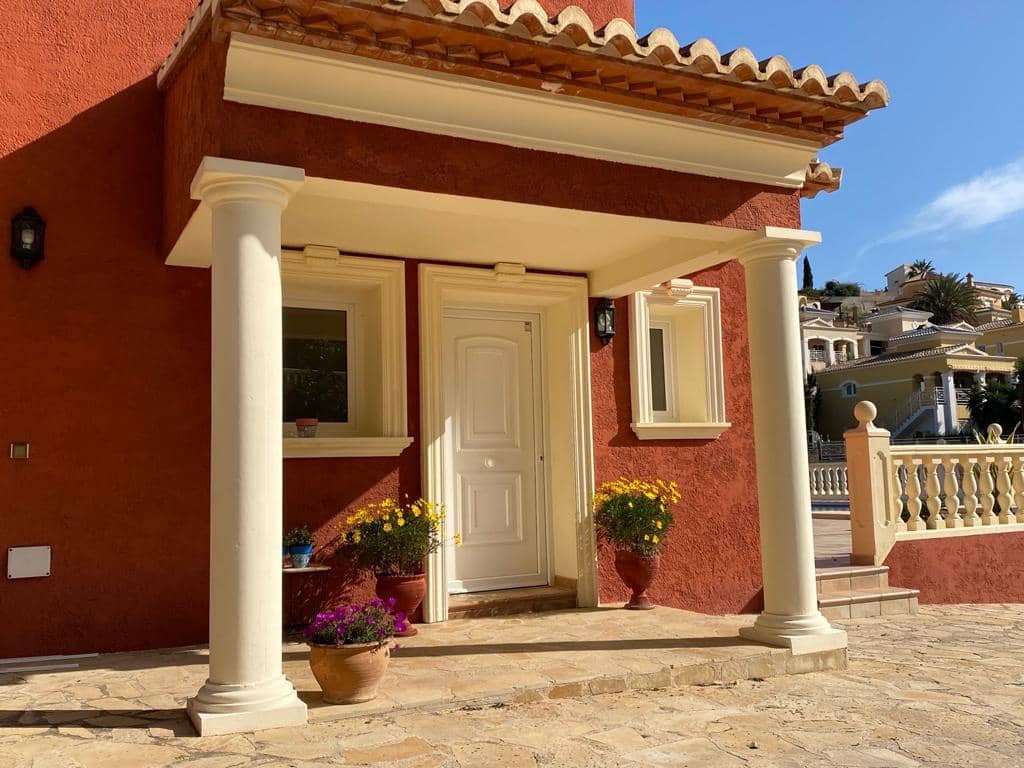 5 quarto Moradia para venda em Calpe / Calp com piscina garagem - 820 000 € (Ref: 9182408)