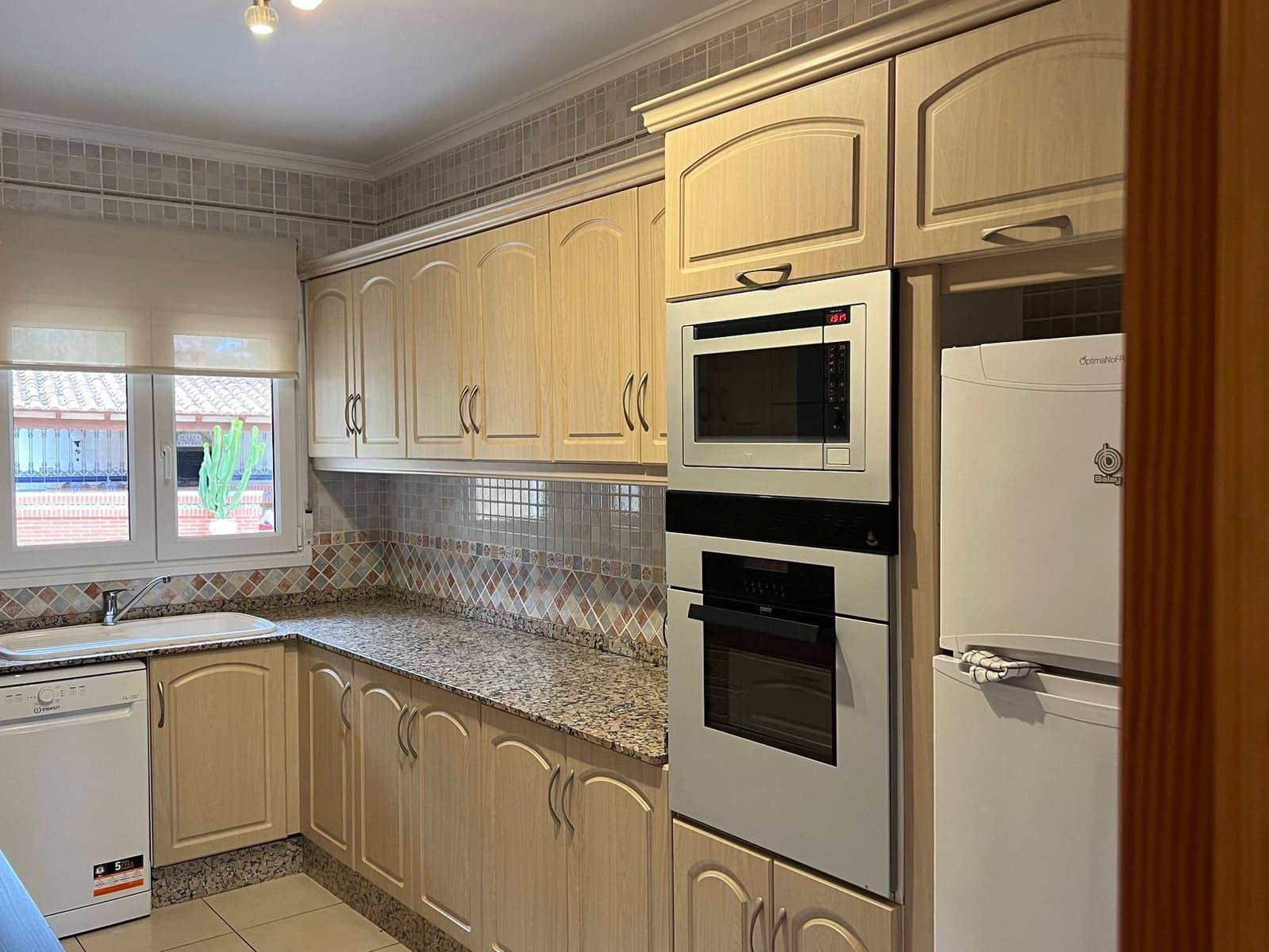 5 quarto Moradia para venda em Calpe / Calp com piscina garagem - 820 000 € (Ref: 9182408)