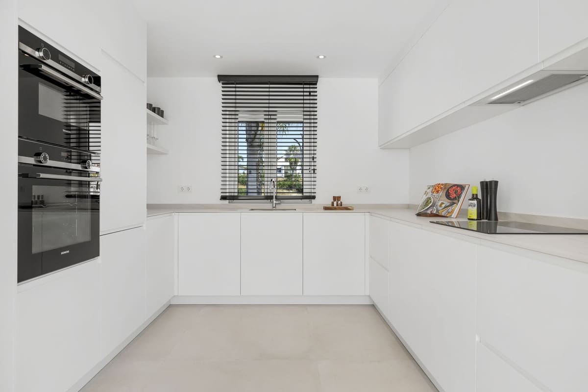 4 quarto Moradia para venda em Bahia de Casares com piscina - 1 750 000 € (Ref: 9182432)