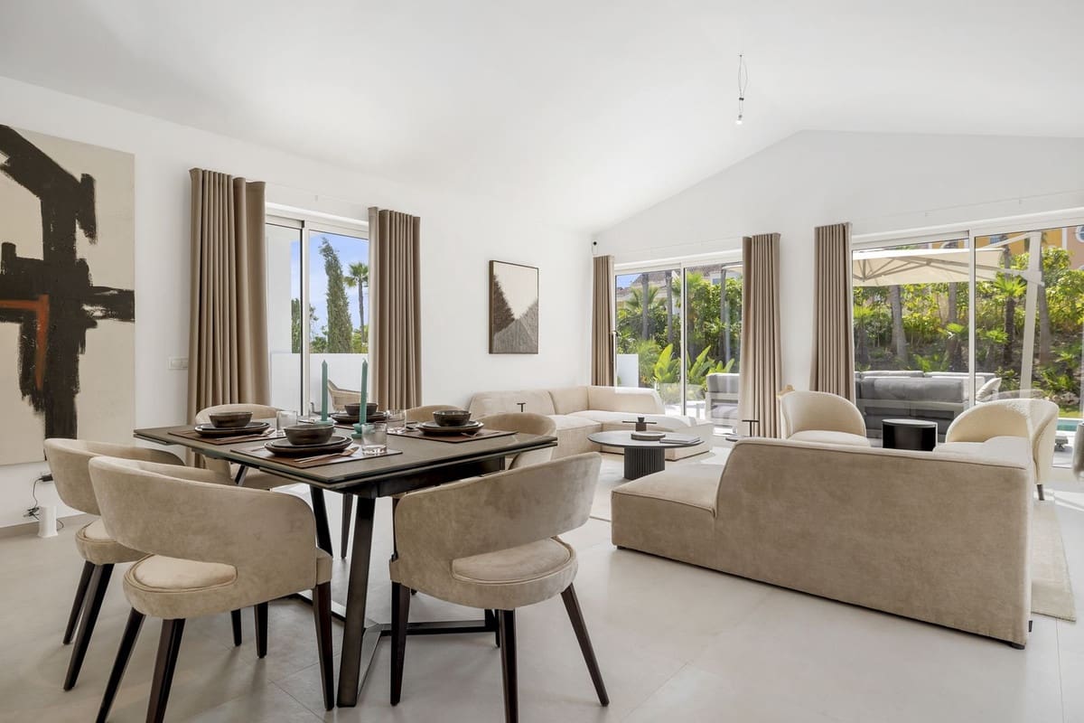 4 quarto Moradia para venda em Bahia de Casares com piscina - 1 750 000 € (Ref: 9182432)