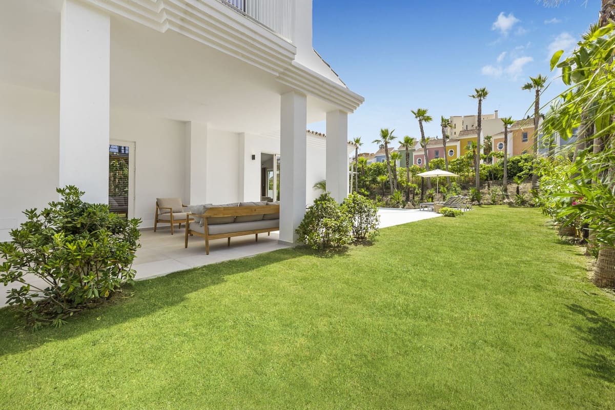 4 quarto Moradia para venda em Bahia de Casares com piscina - 1 750 000 € (Ref: 9182432)