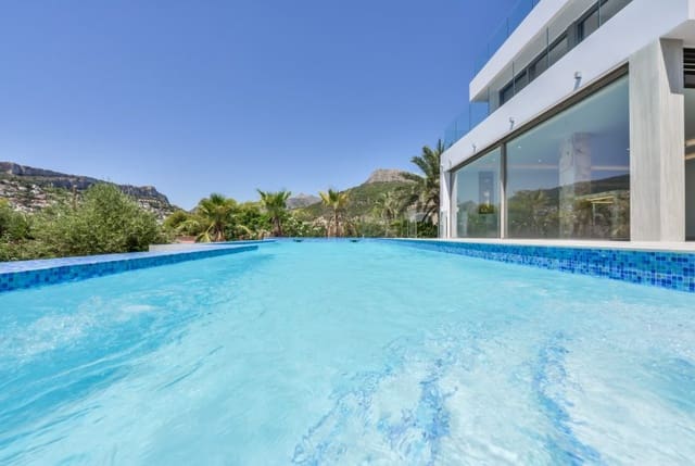6 bedroom Villa for sale in Manzanera - Tosal, Calpe / Calp - € 2,200,000 (Ref: 9182466)