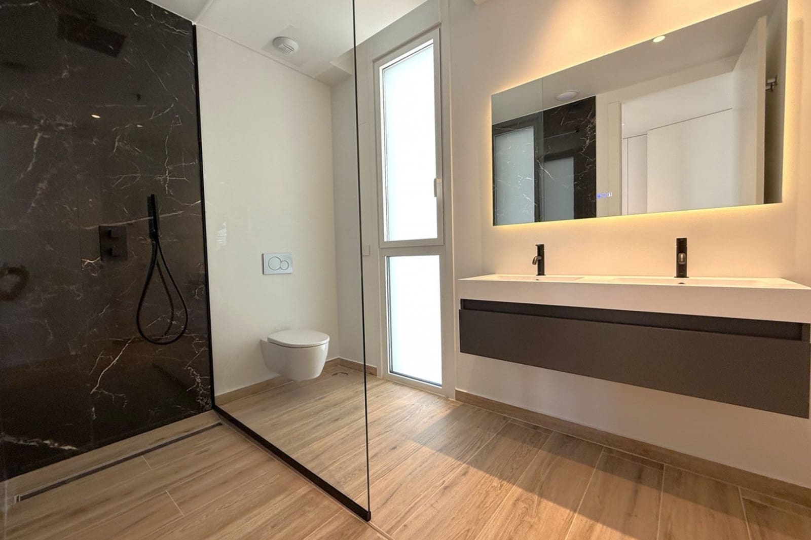 4 slaapkamer Villa te koop in Benissa - € 2.260.000 (Ref: 9182472)