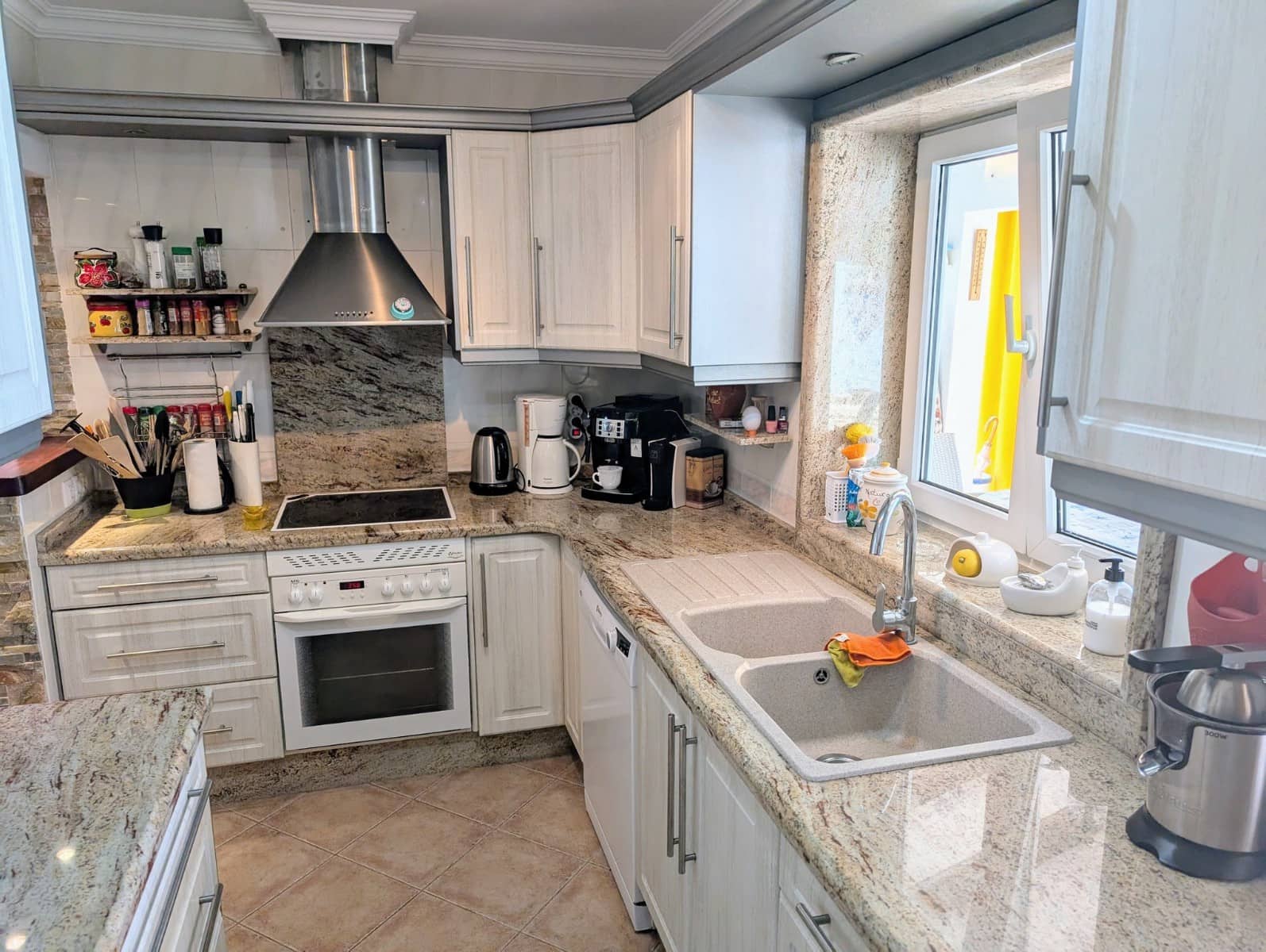 4 Zimmer Villa zu verkaufen in Moraira mit Pool Garage - 665.000 € (Ref: 9182485)