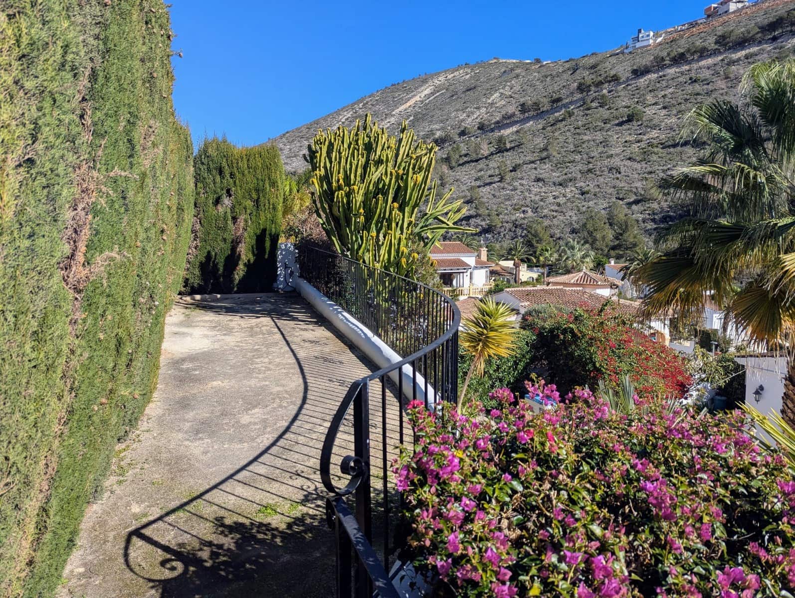 4 Zimmer Villa zu verkaufen in Moraira mit Pool Garage - 665.000 € (Ref: 9182485)