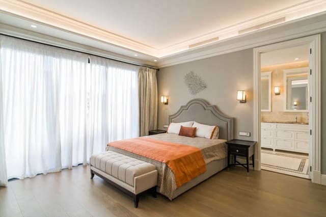 Chalet de 6 habitaciones en Los Flamingos, Benahavís en venta con piscina - 3.650.000 € (Ref: 9182500)