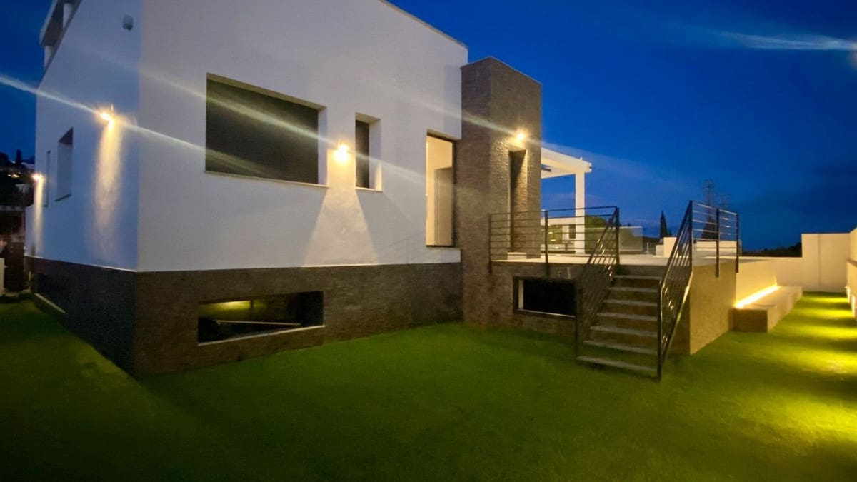 4 soverom Villa til salgs i Mijas med svømmebasseng - € 1 050 000 (Ref: 9182536)