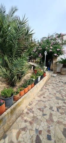 5 soverom Villa til salgs i Urbanizaciones, Benidorm - € 680 000 (Ref: 9182540)