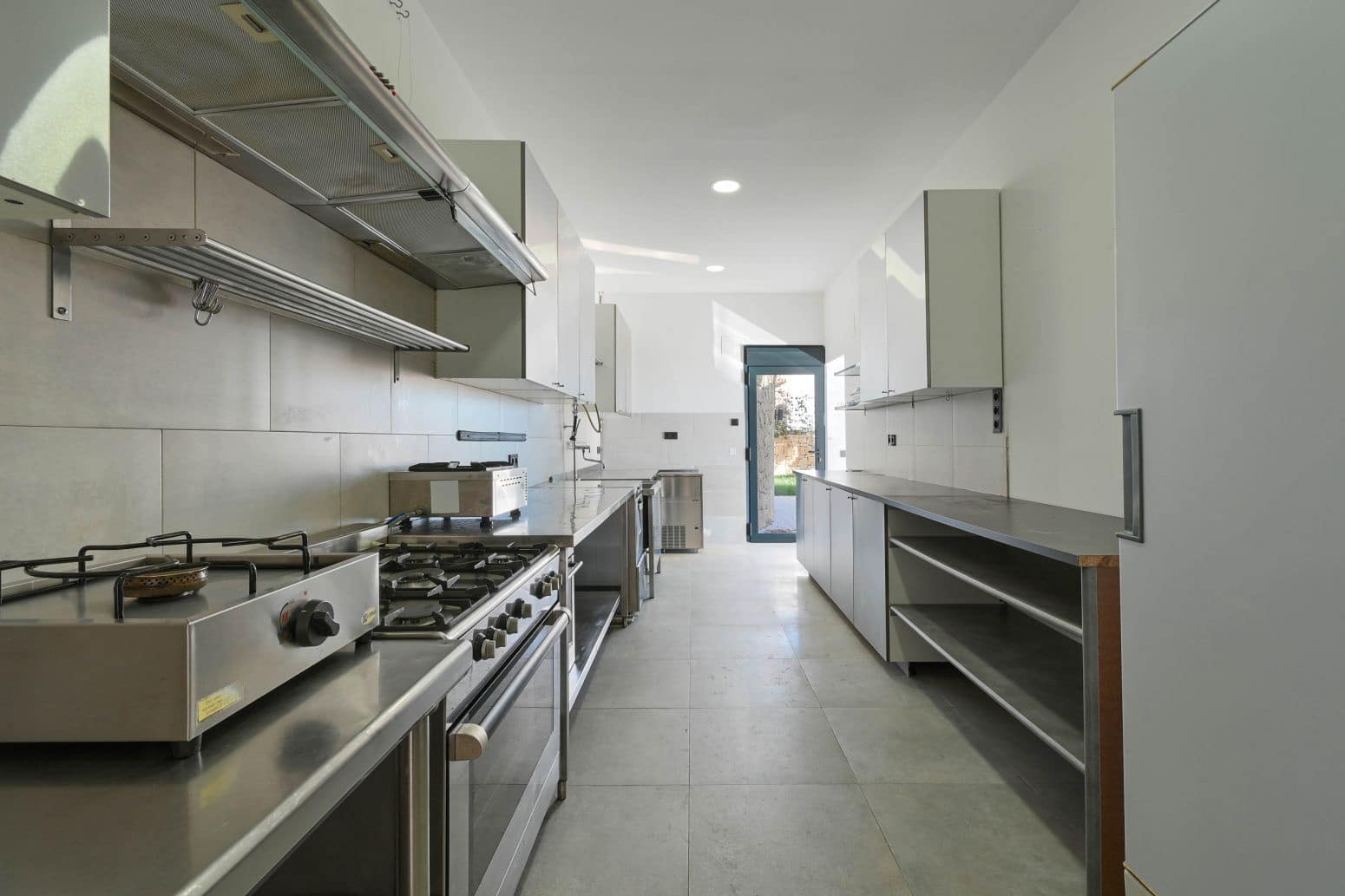 6 soverom Villa til salgs i Benissa med svømmebasseng garasje - € 4 750 000 (Ref: 9182557)