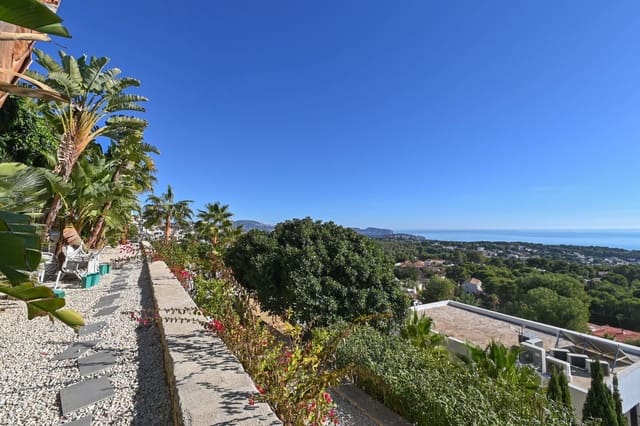 6 soverom Villa til salgs i Benissa med svømmebasseng garasje - € 4 750 000 (Ref: 9182557)