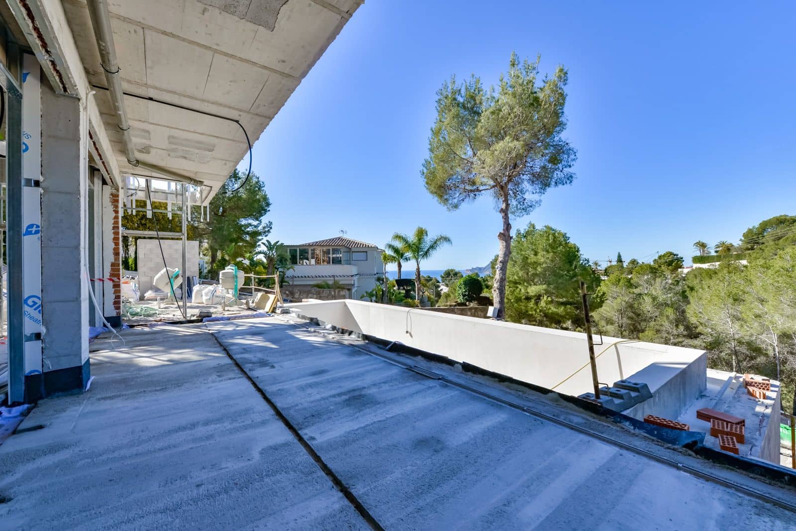 4 bedroom Villa for sale in Altea with pool garage - € 2,795,000 (Ref: 9182560)