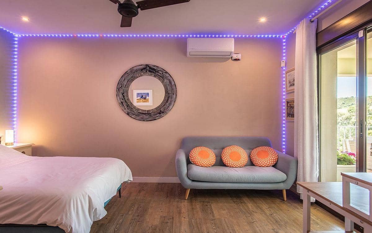 3 makuuhuone Huvila myytävänä paikassa Estepona mukana uima-altaan - 995 000 € (Ref: 9182563)