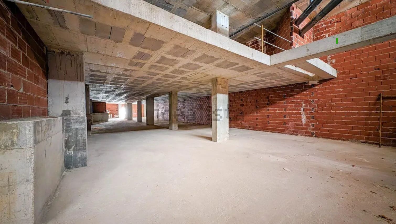 Komercyjne na sprzedaż w Calpe / Calp - 830 000 € (Ref: 9182570)