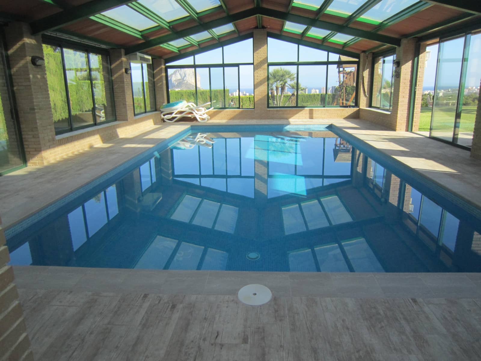 5 chambre Villa/Maison à vendre à Calpe / Calp avec piscine garage - 2 200 000 € (Ref: 9182579)