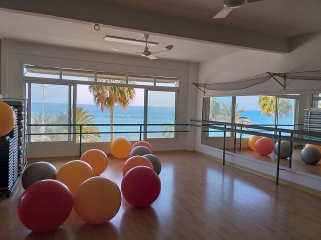 Commercial for sale in Altea - € 730,000 (Ref: 9182583)