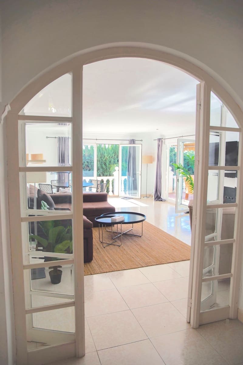 5 soverom Villa til salgs i La Capellania med svømmebasseng - € 1 250 000 (Ref: 9182599)