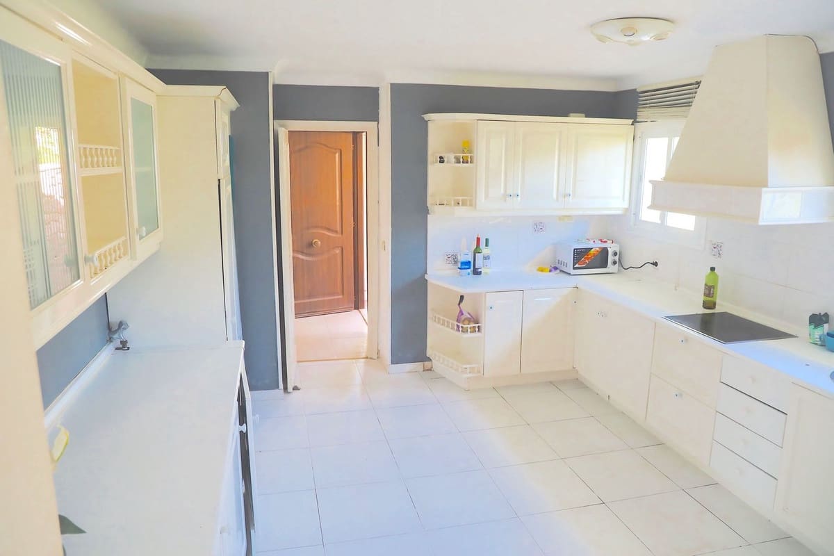 5 camera da letto Villa in vendita in La Capellania con piscina - 1.250.000 € (Rif: 9182599)