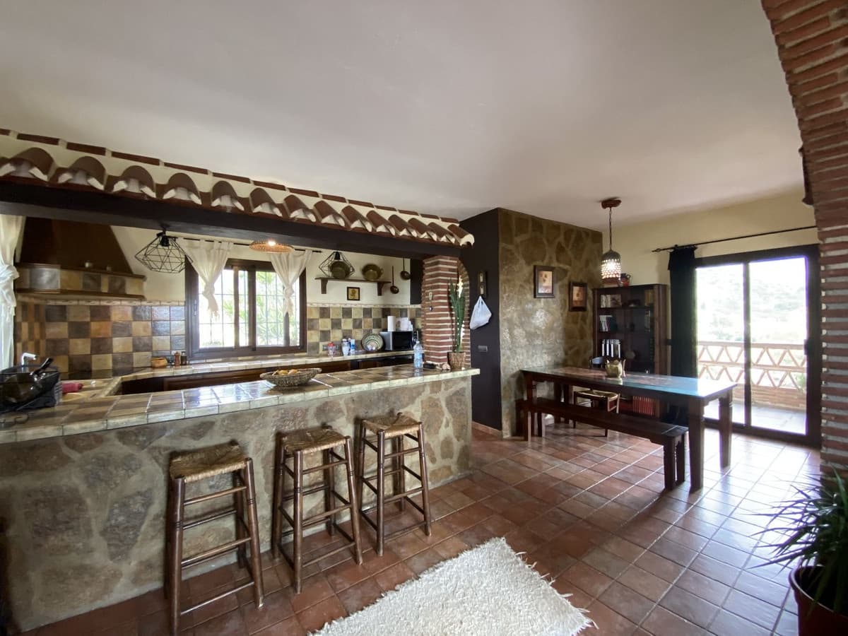 4 quarto Moradia para venda em Mijas com piscina - 550 000 € (Ref: 9182614)