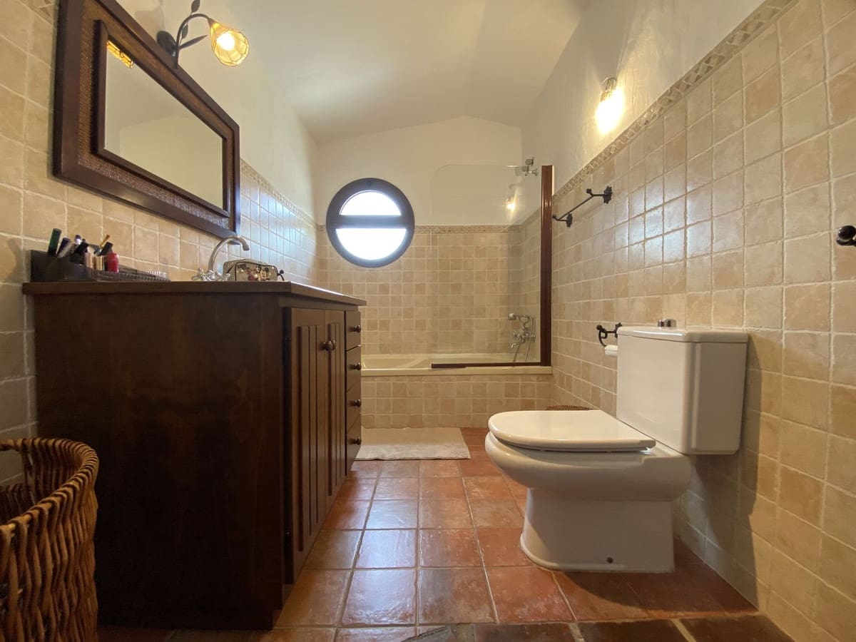 4 quarto Moradia para venda em Mijas com piscina - 550 000 € (Ref: 9182614)