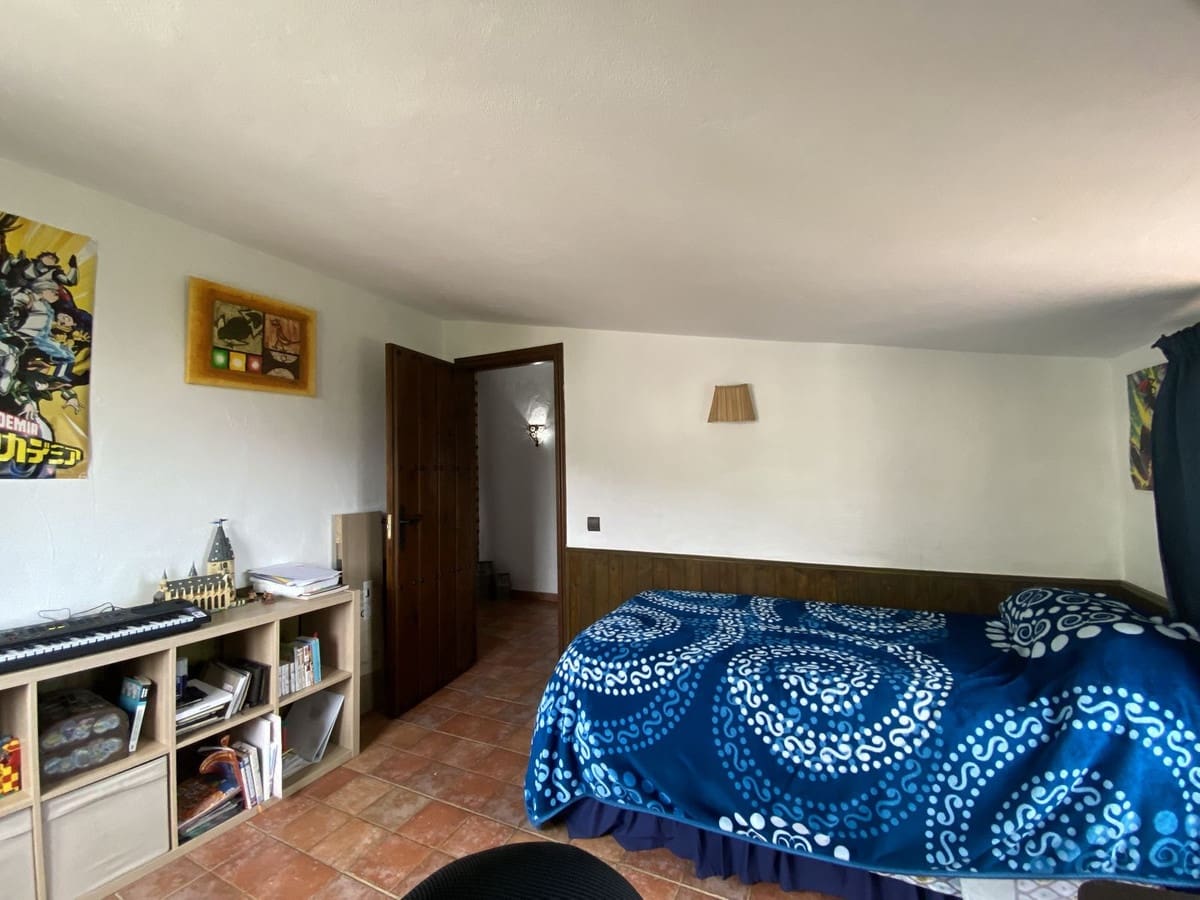 4 quarto Moradia para venda em Mijas com piscina - 550 000 € (Ref: 9182614)