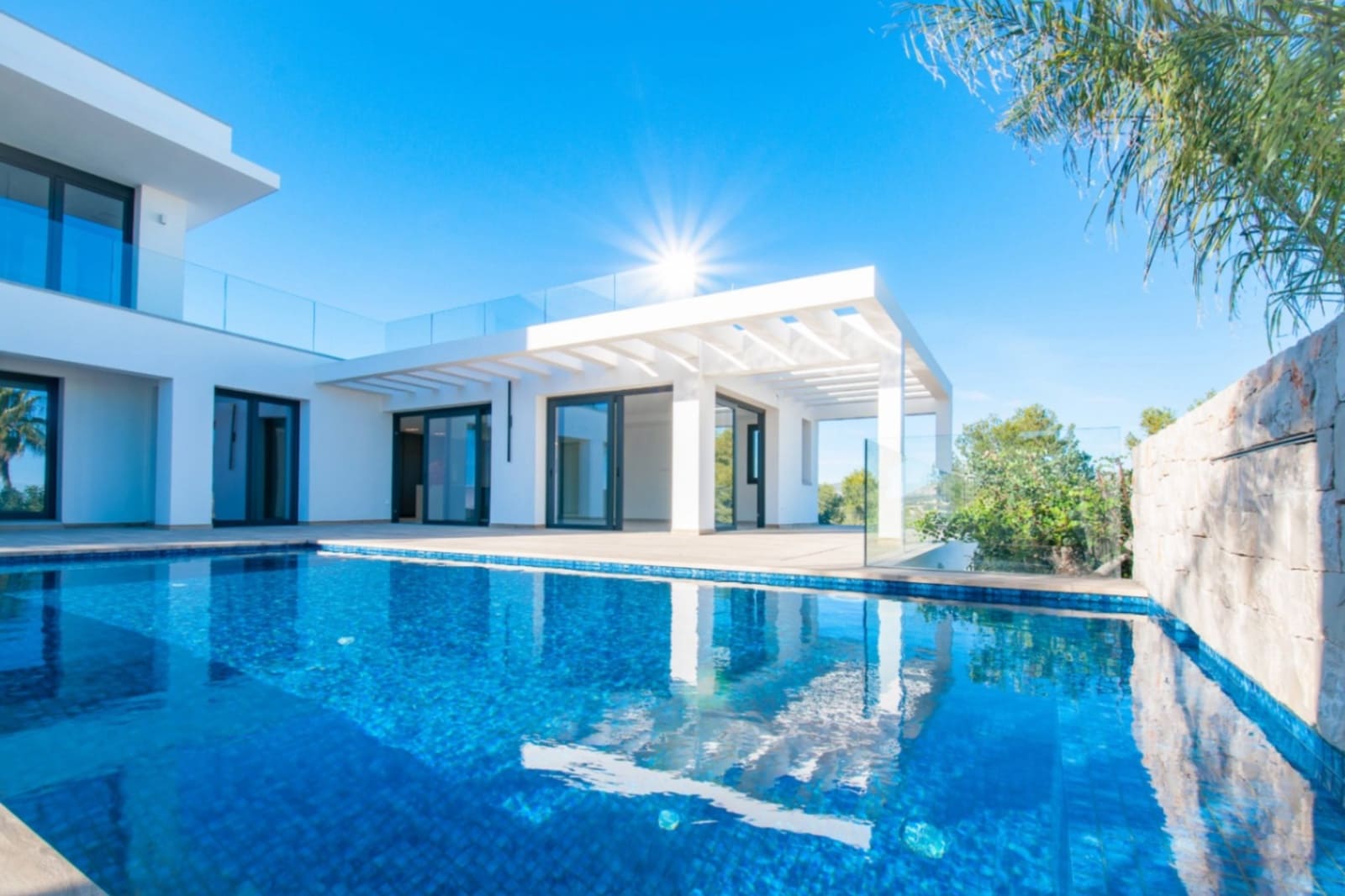 3 soverom Villa til salgs i Moraira med svømmebasseng garasje - € 2 250 000 (Ref: 9182615)