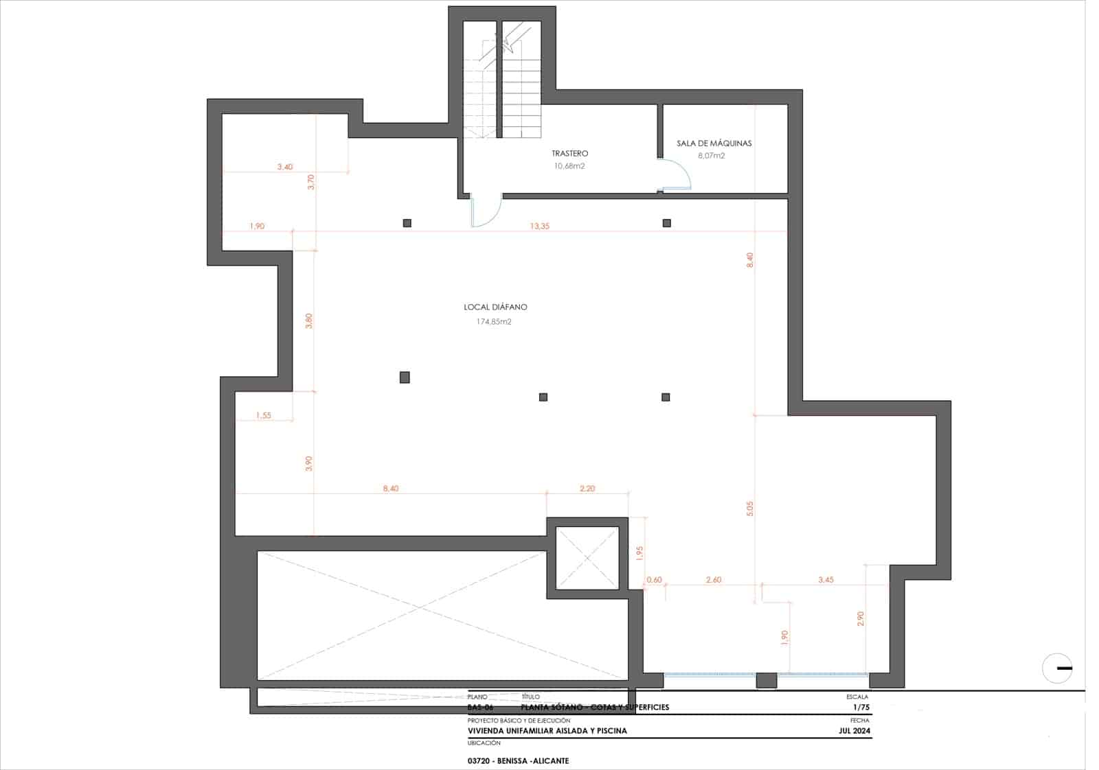 4 makuuhuone Huvila myytävänä paikassa Benissa mukana uima-altaan 
autotalli - 1 600 000 € (Ref: 9182616)