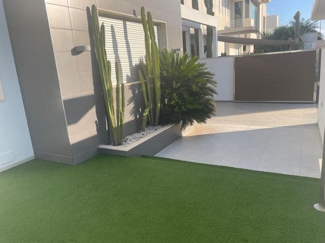 3 camera da letto Villa in vendita in Pilar de la Horadada ciudad, Pilar de la Horadada con piscina garage - 565.000 € (Rif: 9182646)