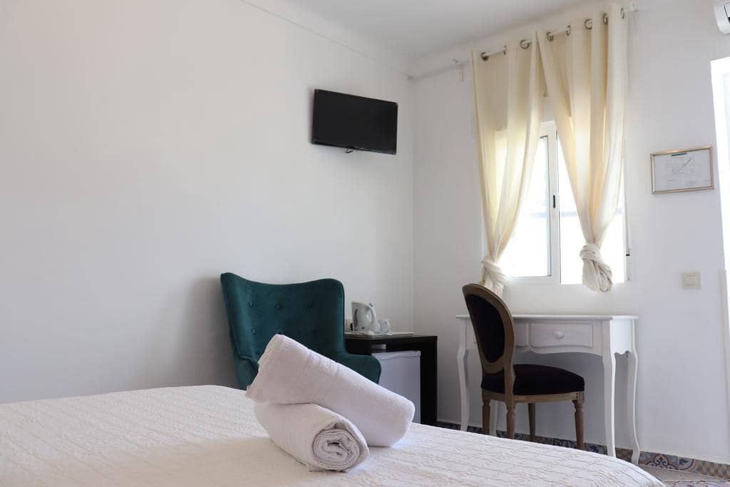 11 sypialnia Komercyjne na sprzedaż w Calpe / Calp z basenem garażem - 850 000 € (Ref: 9182657)