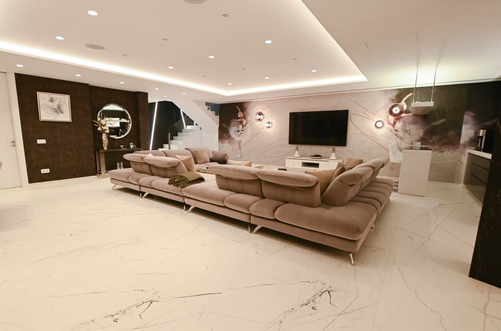 5 slaapkamer Villa te koop in Benissa met zwembad garage - € 3.300.000 (Ref: 9182667)