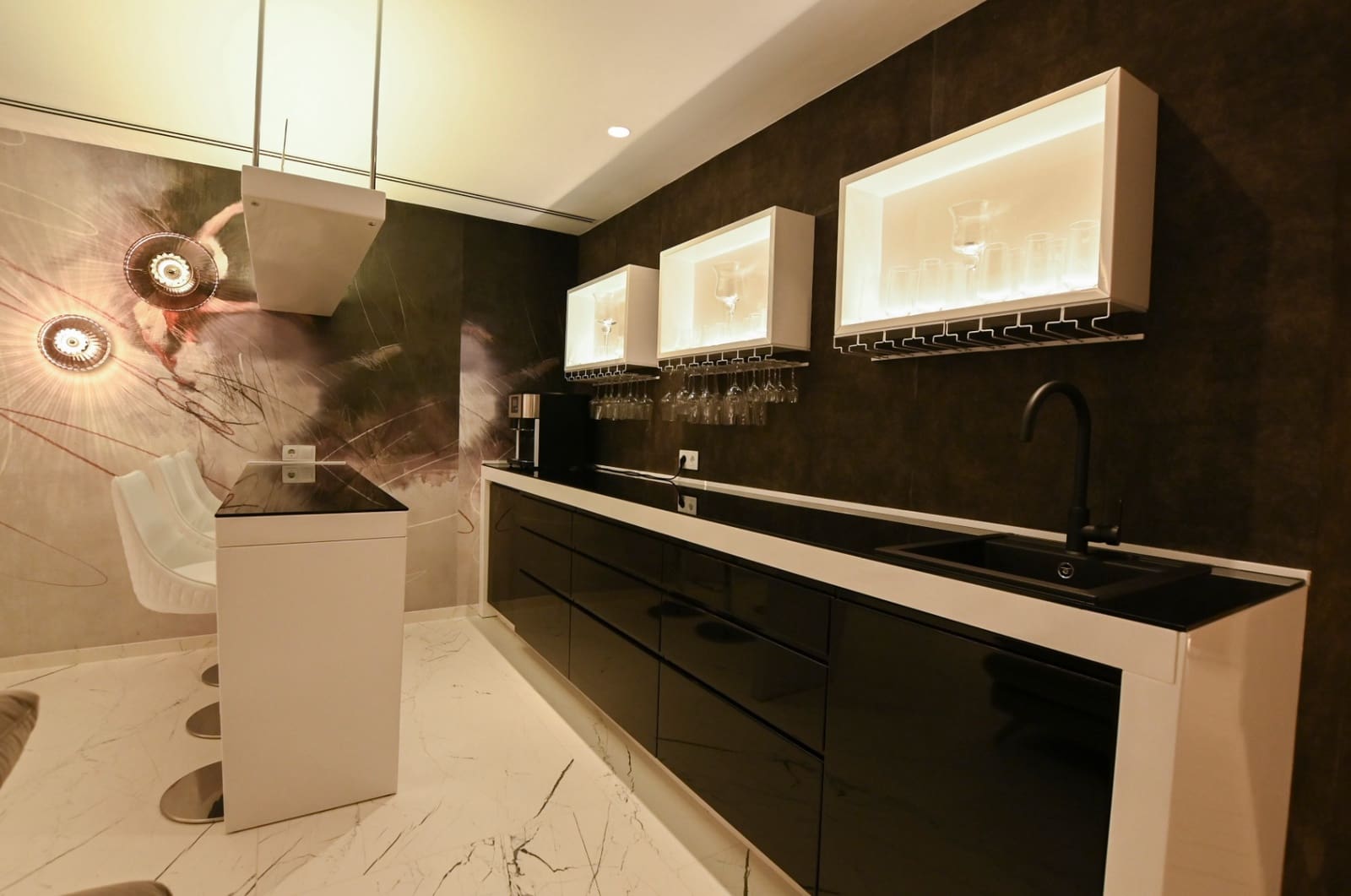 5 slaapkamer Villa te koop in Benissa met zwembad garage - € 3.300.000 (Ref: 9182667)