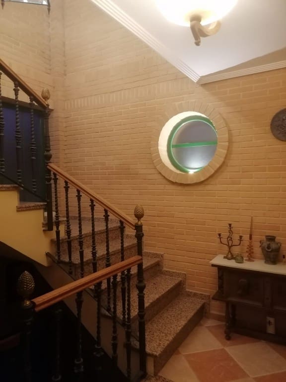 8 soverom Villa til salgs i Benidorm med svømmebasseng - € 890 000 (Ref: 9182694)