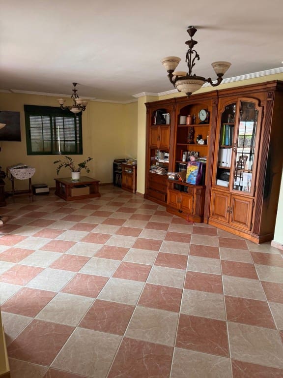 8 soverom Villa til salgs i Benidorm med svømmebasseng - € 890 000 (Ref: 9182694)