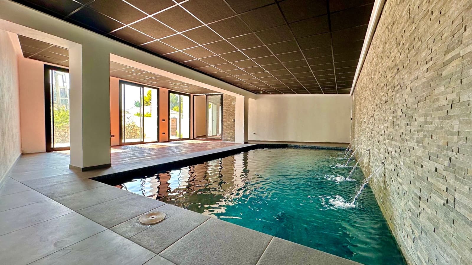 4 sypialnia Willa na sprzedaż w Moraira z basenem garażem - 1 500 000 € (Ref: 9182701)