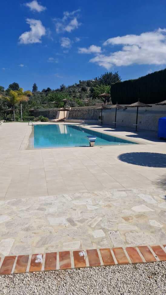 14 soveværelse Erhverv til salg i Lliber med swimmingpool - € 4.250.000 (Ref: 9182716)