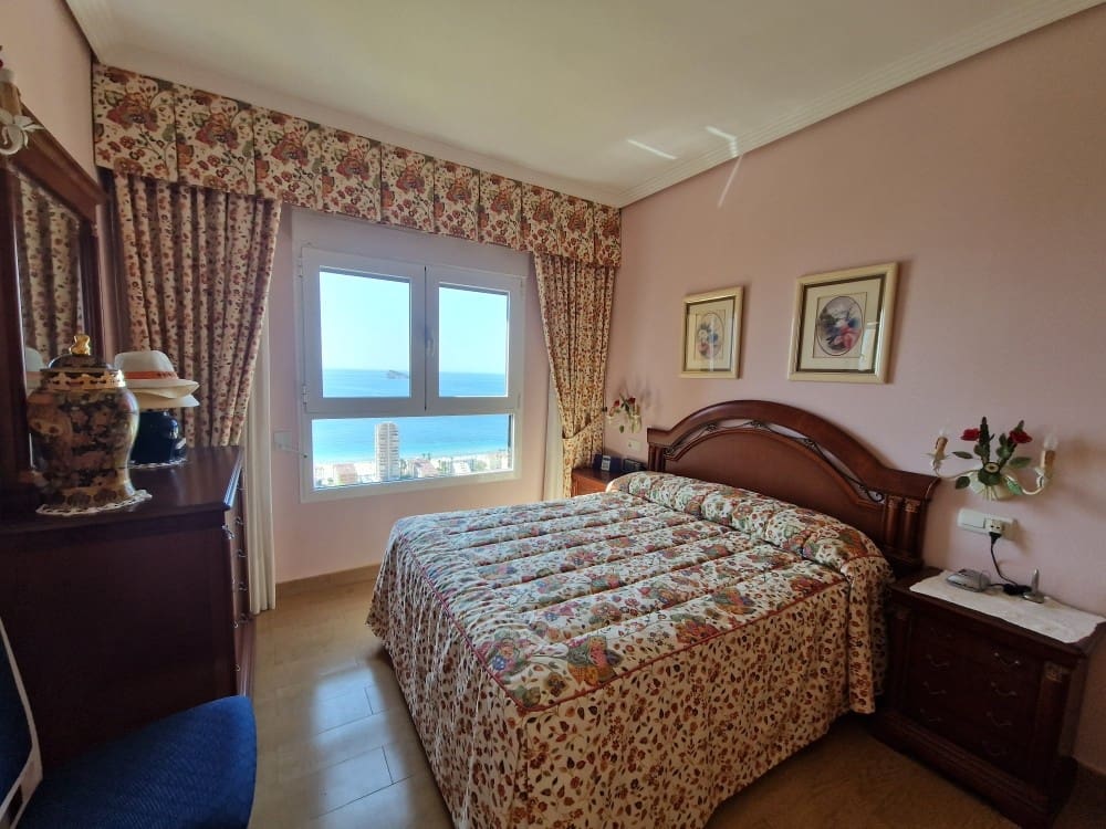 4 soveværelse Lejlighed til salg i Benidorm - € 685.000 (Ref: 9182737)