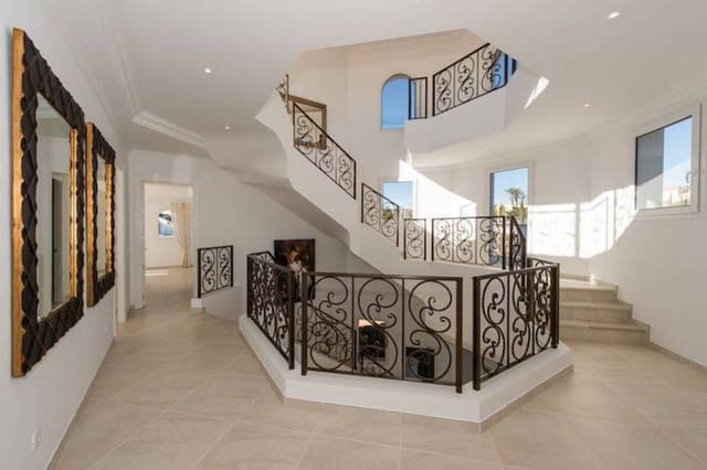 7 soverom Villa til salgs i Los Flamingos, Benahavís med svømmebasseng - € 3 999 999 (Ref: 9182739)