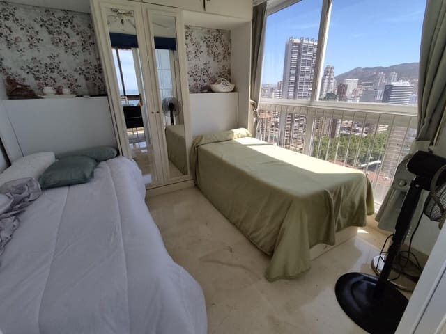 3 soveværelse Lejlighed til salg i Benidorm med swimmingpool garage - € 685.000 (Ref: 9182742)