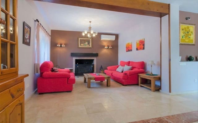 4 quarto Quinta/Casa Rural para venda em Zona Calvario, Estepona com piscina - 817 000 € (Ref: 9182743)