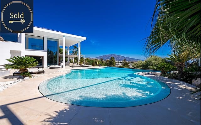 8 slaapkamer Villa te koop in La Alquería, Estepona met zwembad garage - € 3.750.000 (Ref: 9182744)