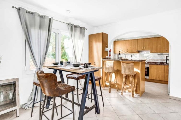 3 makuuhuone Huvila myytävänä paikassa Calpe / Calp mukana uima-altaan 
autotalli - 725 000 € (Ref: 9182748)