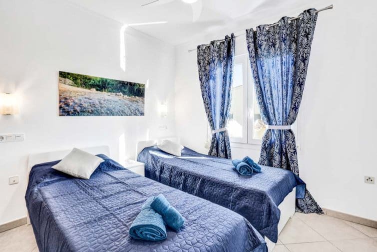 3 makuuhuone Huvila myytävänä paikassa Calpe / Calp mukana uima-altaan 
autotalli - 725 000 € (Ref: 9182748)