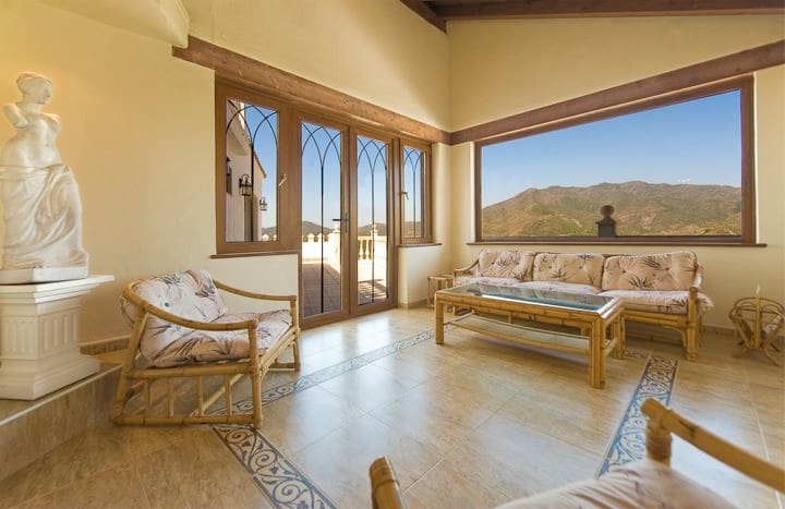 10 slaapkamer Villa te koop in Alhaurin el Grande met zwembad - € 2.500.000 (Ref: 9182755)