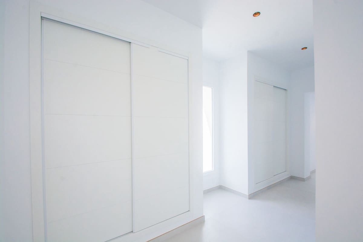 4 sypialnia Willa na sprzedaż w La Mairena z basenem - 2 400 000 € (Ref: 9182756)