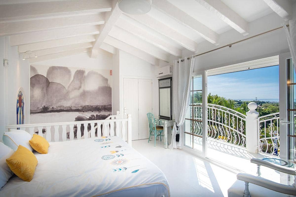 4 soverom Villa til salgs i Estepona med svømmebasseng - € 1 195 000 (Ref: 9182771)