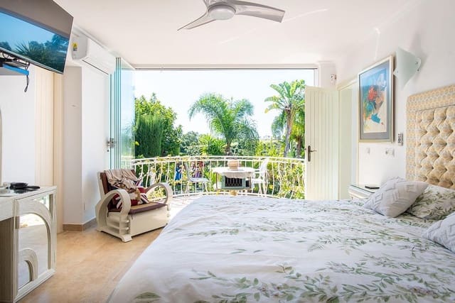 4 soverom Villa til salgs i Zona Calvario, Estepona med svømmebasseng - € 1 195 000 (Ref: 9182771)