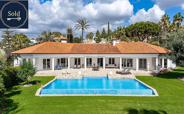 4 soverom Villa til salgs i Hacienda Las Chapas, Marbella - € 3 600 000 (Ref: 9182795)