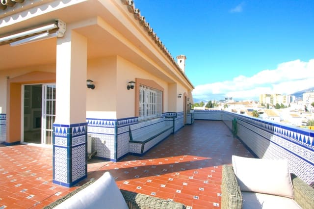 6 slaapkamer Penthouse te koop in Fuengirola met zwembad - € 785.000 (Ref: 9182798)