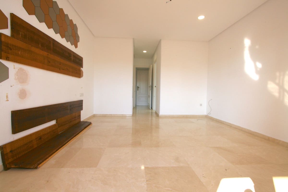 6 sypialnia Penthouse na sprzedaż w Fuengirola z basenem - 785 000 € (Ref: 9182798)