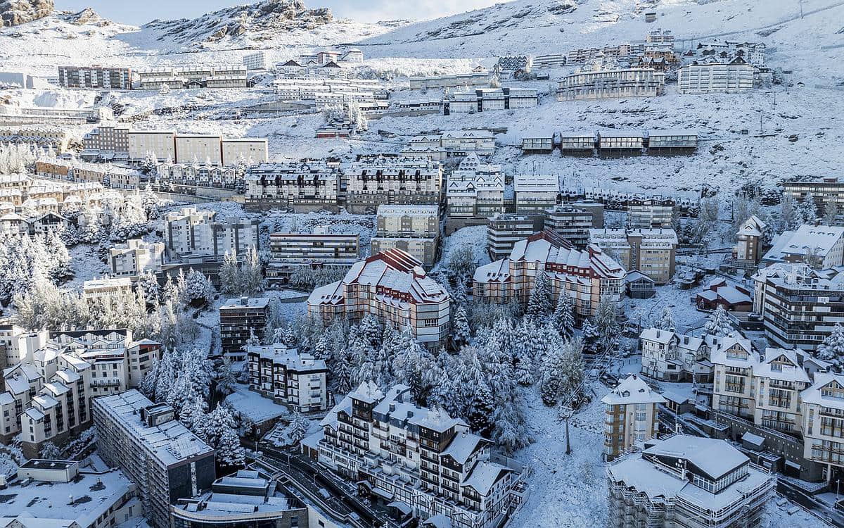 3 soveværelse Penthouse til salg i Alfarnate - € 699.000 (Ref: 9182838)